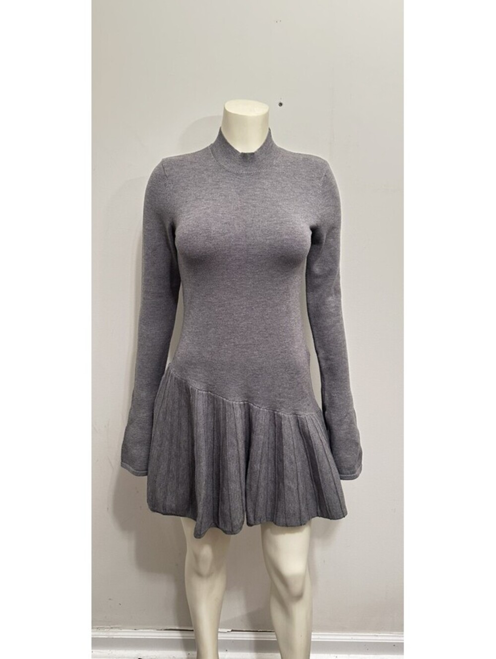 Meshki Sweater Dress Womens Gray Knit Mock Neck Bell Sleeve Pleated Hem - Small